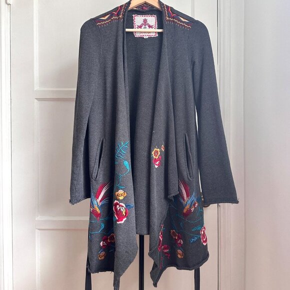 JOHNNY WAS Los Angeles Size XS Embroidered Draped Cardigan Floral Birds Gray - Picture 1 of 12